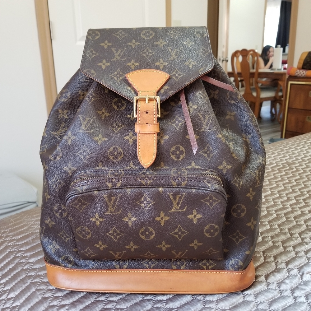 AUTHENTIC Montsouris GM vintage (23 yrs.old)